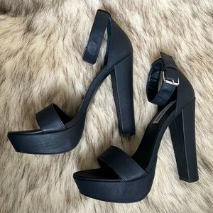 Steve Madden Matte Block Heel Pumps